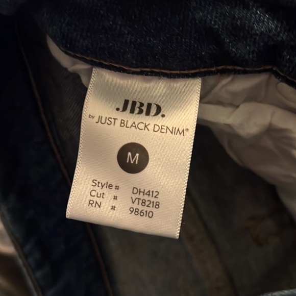 Blue Jean shorts - Picture 4 of 4